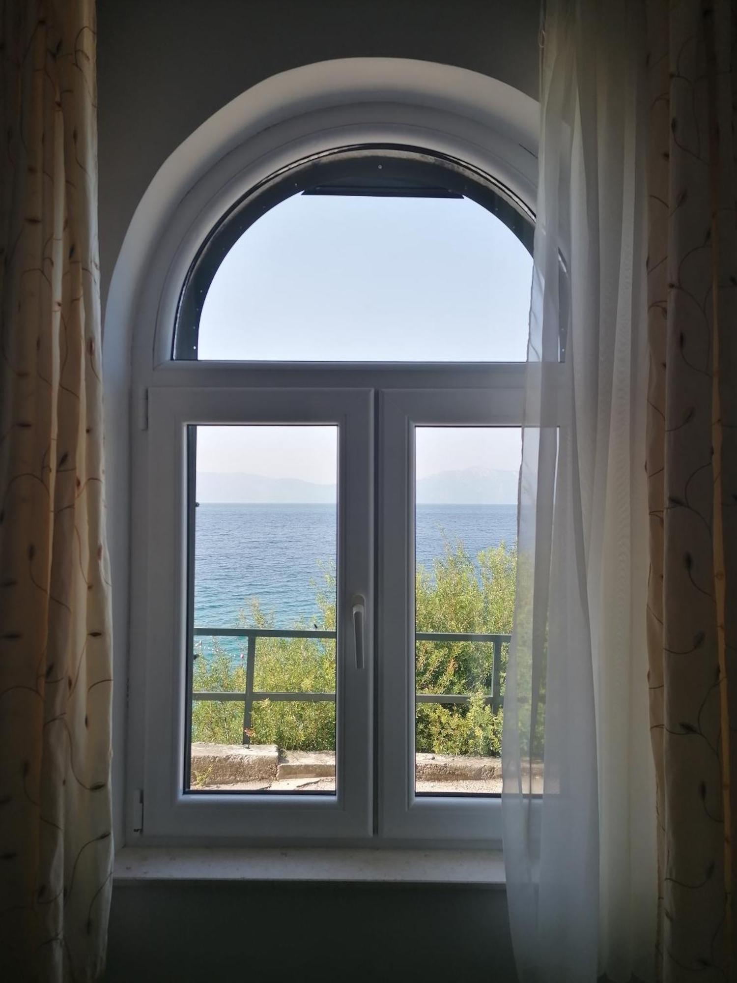 Apartments By The Sea Brist, Makarska - 505 Podaca Oda fotoğraf